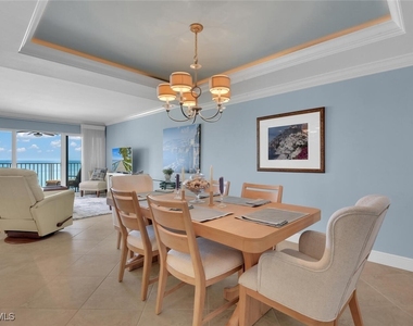 3443 Gulf Shore Boulevard N - Photo Thumbnail 5