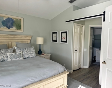 13611 Worthington Way - Photo Thumbnail 7