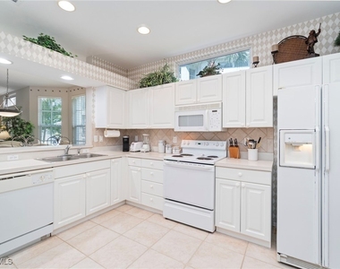 3412 Pointe Creek Court - Photo Thumbnail 17