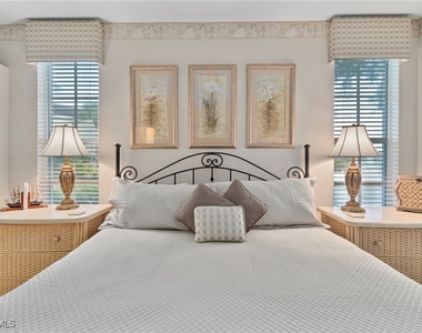 3412 Pointe Creek Court - Photo Thumbnail 4