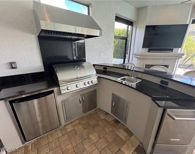 9470 Galliano Terrace - Photo Thumbnail 20