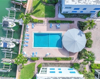 2100 Gulf Shore Boulevard N - Photo Thumbnail 25