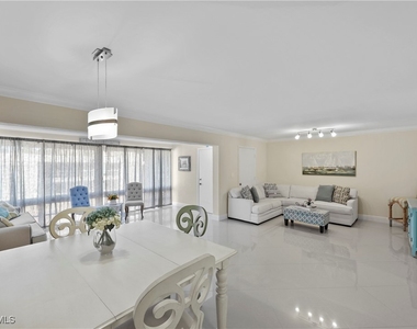 2100 Gulf Shore Boulevard N - Photo Thumbnail 13