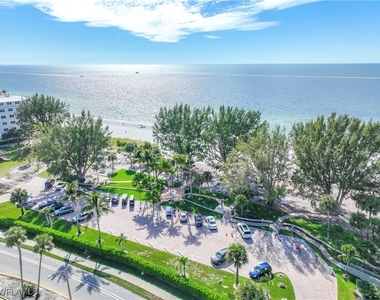 2100 Gulf Shore Boulevard N - Photo Thumbnail 40