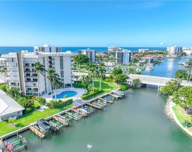 2100 Gulf Shore Boulevard N - Photo Thumbnail 30
