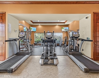 1180 Wildwood Lakes Boulevard - Photo Thumbnail 13