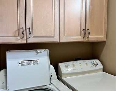 190 Shadroe Cove Circle - Photo Thumbnail 13