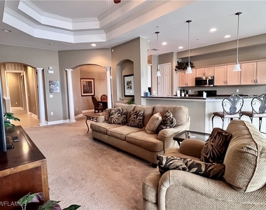 190 Shadroe Cove Circle - Photo Thumbnail 4