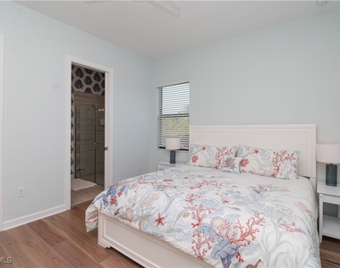 3123 Heather Glen Court - Photo Thumbnail 31