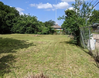 2002 Jensen Drive - Photo Thumbnail 1