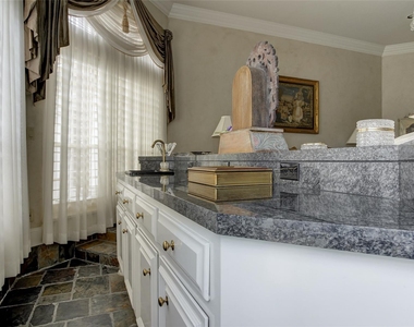 13703 Lakeshore Way Cove - Photo Thumbnail 13