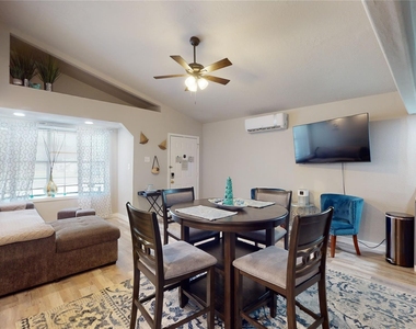 4507 W Bayshore Drive - Photo Thumbnail 7