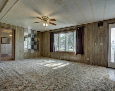 2746 Shady Creek Lane - Photo Thumbnail 3