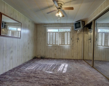 2746 Shady Creek Lane - Photo Thumbnail 9