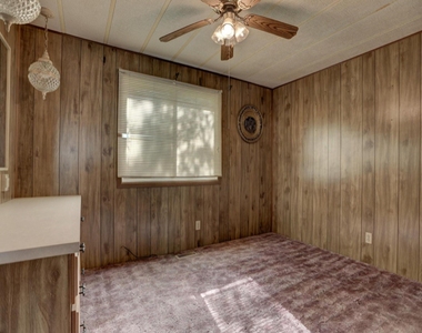 2746 Shady Creek Lane - Photo Thumbnail 8