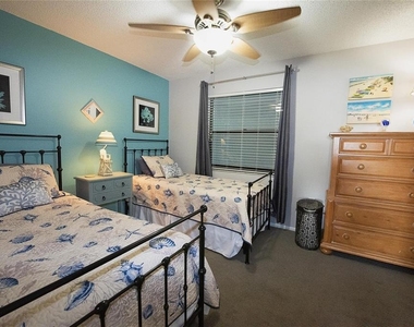 1571 S Atlantic Avenue - Photo Thumbnail 3