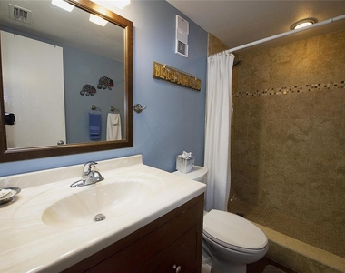 1571 S Atlantic Avenue - Photo Thumbnail 2
