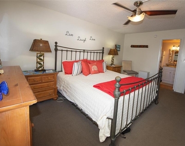 1571 S Atlantic Avenue - Photo Thumbnail 4