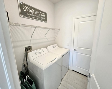 2172 Peasley Street - Photo Thumbnail 38