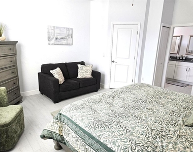 2172 Peasley Street - Photo Thumbnail 24