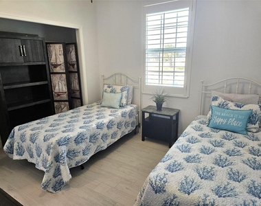 2172 Peasley Street - Photo Thumbnail 33