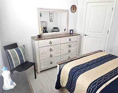 2172 Peasley Street - Photo Thumbnail 31