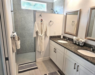 2172 Peasley Street - Photo Thumbnail 27