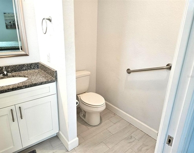 2172 Peasley Street - Photo Thumbnail 28