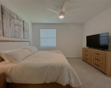 14201 Heritage Landing Boulevard - Photo Thumbnail 12