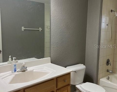 2447 Jarvis Street - Photo Thumbnail 17