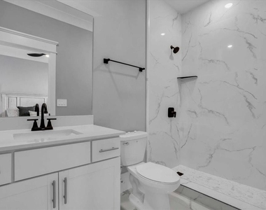 15018 Oxford Grey Drive - Photo Thumbnail 12