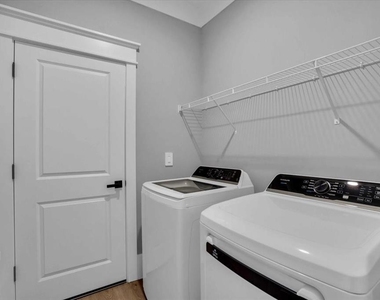 15018 Oxford Grey Drive - Photo Thumbnail 13