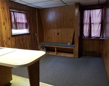 1120 Swissvale Ave - Photo Thumbnail 5