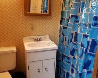 1120 Swissvale Ave - Photo Thumbnail 8