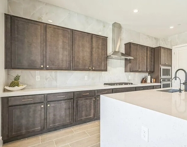 9031 Coastal Oaks Street - Photo Thumbnail 9