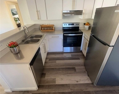 2764 Aarondavid Drive - Photo Thumbnail 11