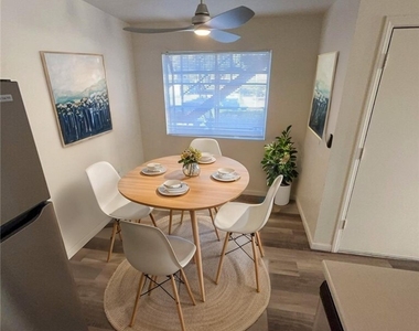 2764 Aarondavid Drive - Photo Thumbnail 12