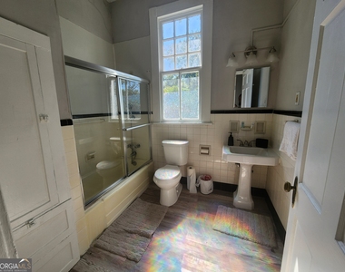 917 Oakview Avenue - Photo Thumbnail 13