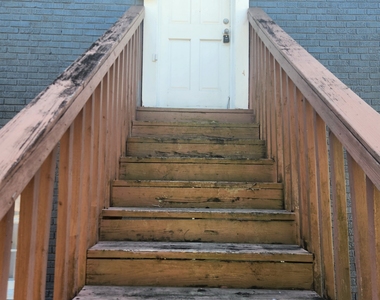 917 Oakview Avenue - Photo Thumbnail 14