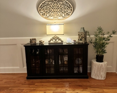 2249 Ewell Park Drive - Photo Thumbnail 4