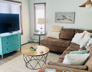 104 5th Avenue - Photo Thumbnail 3