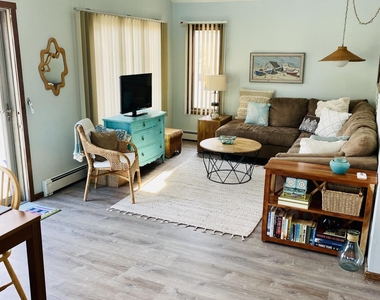104 5th Avenue - Photo Thumbnail 7
