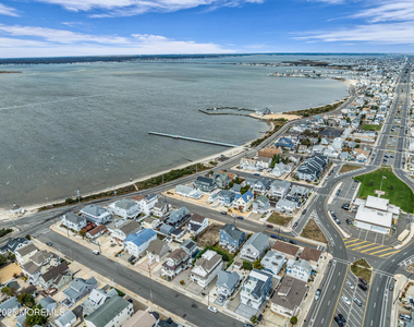 111 7th Avenue - Photo Thumbnail 7