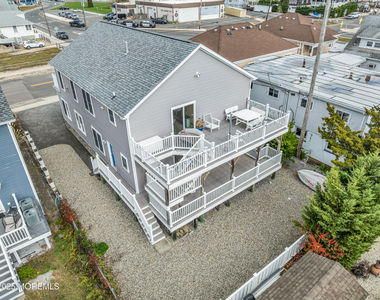 111 7th Avenue - Photo Thumbnail 1