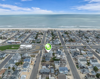 111 7th Avenue - Photo Thumbnail 2