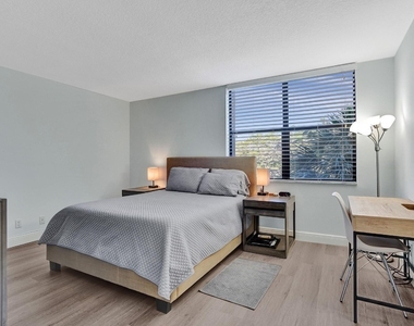 955 Dotterel Road - Photo Thumbnail 7