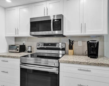 955 Dotterel Road - Photo Thumbnail 32