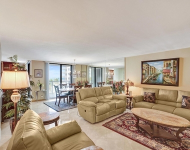 1000 S Ocean Boulevard - Photo Thumbnail 2