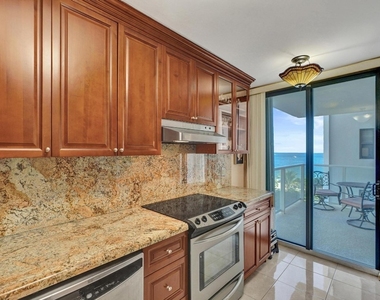 1000 S Ocean Boulevard - Photo Thumbnail 12