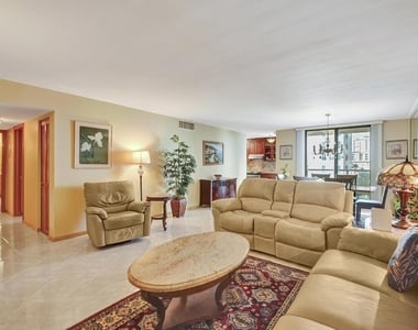 1000 S Ocean Boulevard - Photo Thumbnail 5